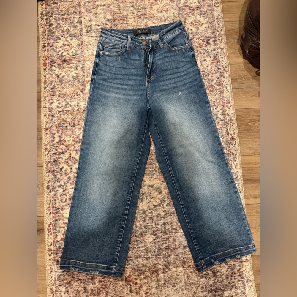 Judy Blue Wide Straight High-Rise Jeans - Medium Blue Wash